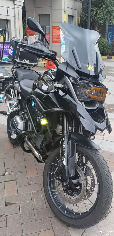 黑武士——蓝鸟锐变黑鸟!——r1200gs