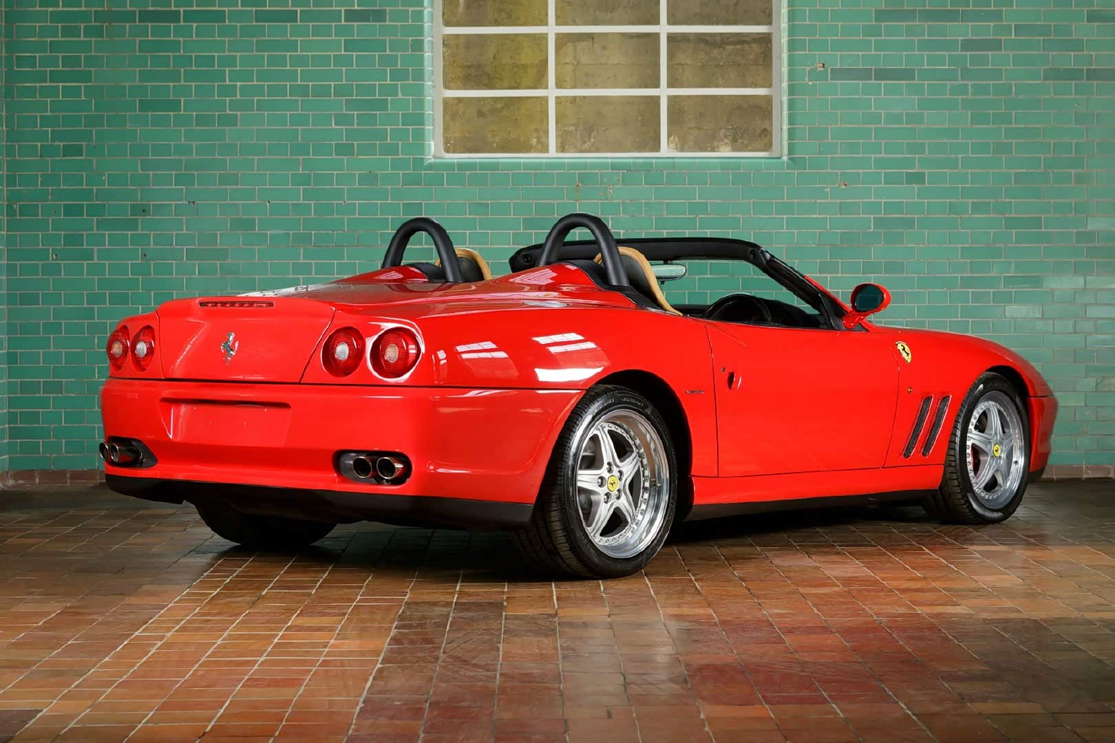 法拉利论坛_手机汽车之家