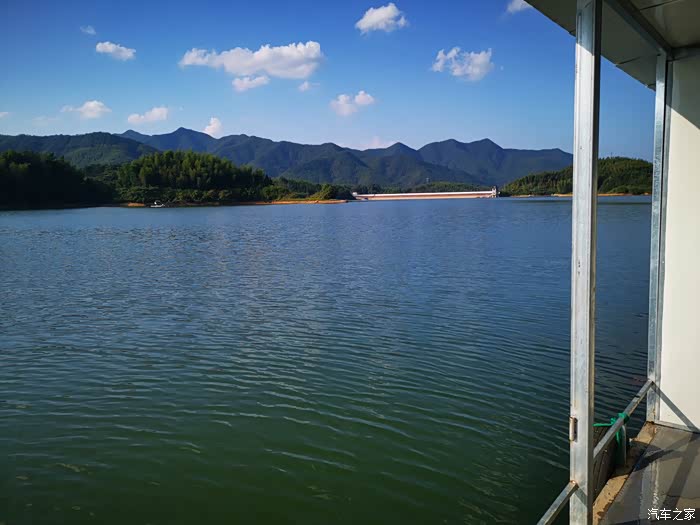 降温送关怀国庆节自驾游钓安吉大河口水库2观赏水库美景