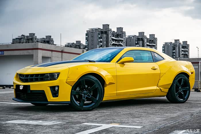 【聪少聊车】审视十年前最火的美系肌肉车————雪佛兰科迈罗