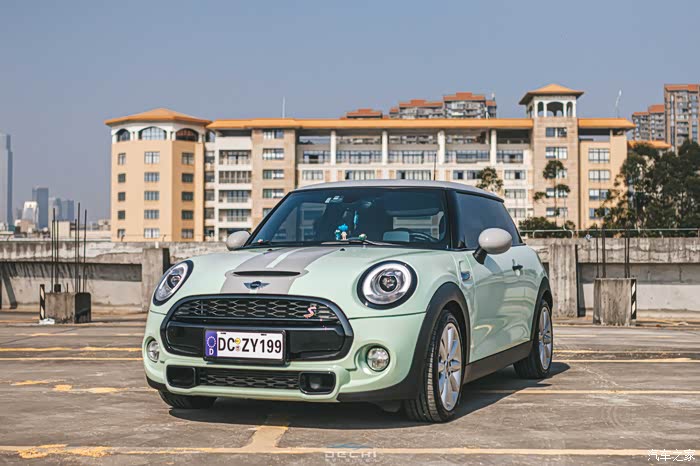 mini火山灰拼水晶浅绿外景实拍