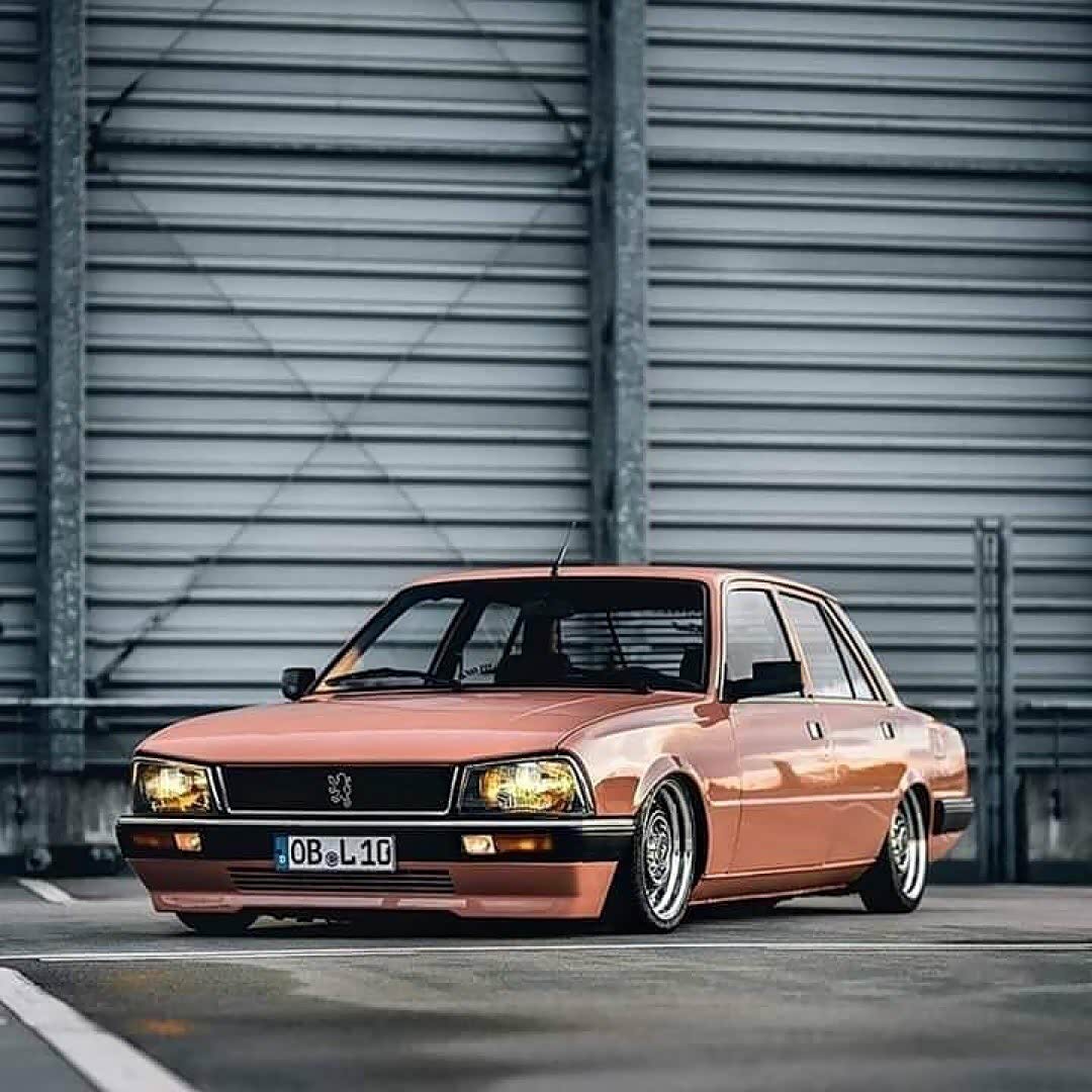 这么漂亮的老车,经典又有态度只属于标致505