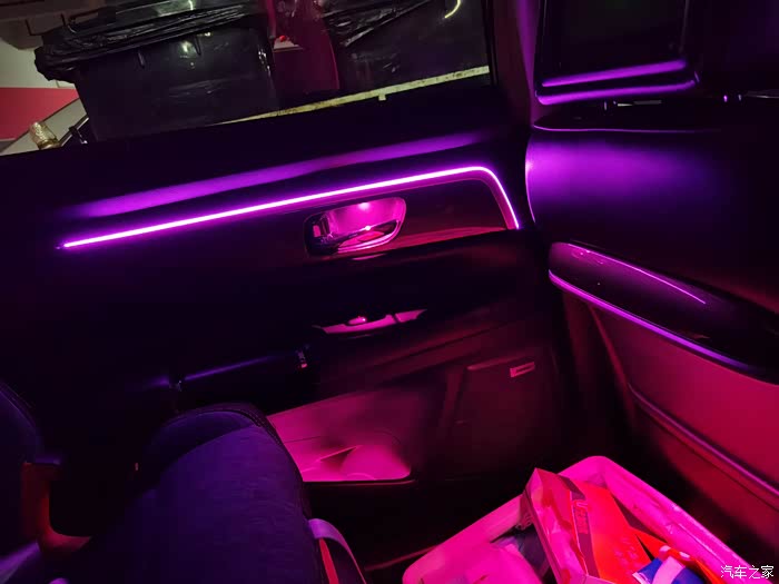 14款天籁氛围灯毕业效果