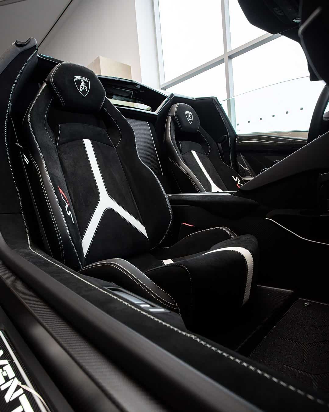 兰博基尼aventador svj roadster,帅气