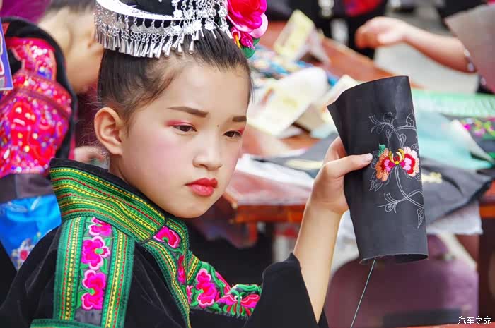 艳遇漓江,情深苗寨,和探歌一起闯天涯