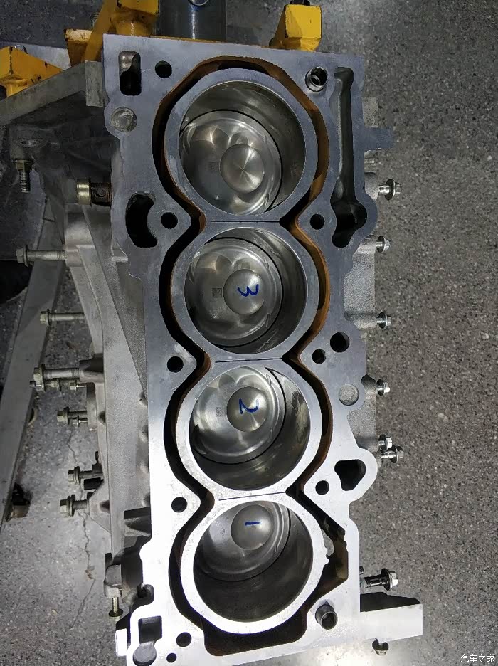 野马通病发动机冲缸