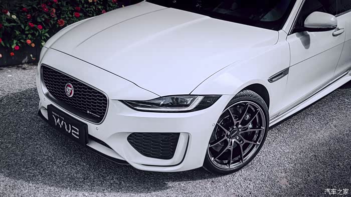 白色闪电 | 苏州捷豹xel升级alcon ta6 刹车&rays g025轮毂