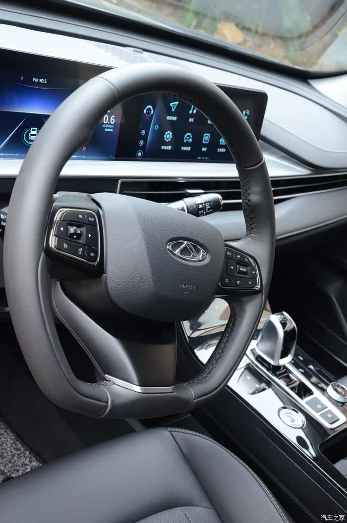 上得了厅堂,下得了厨房的居家必备好车——瑞虎8 plus