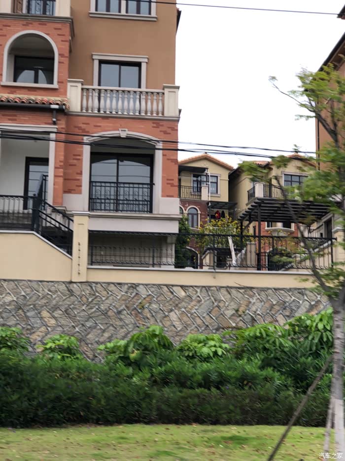 香车美墅在创造美好锐骐6一路驰骋