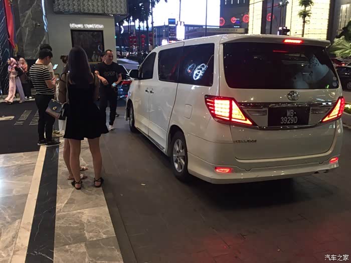 马来西亚街头那些车