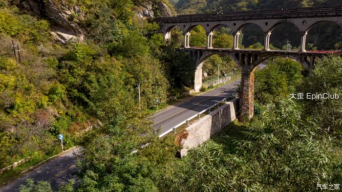 10月中旬北京怀柔范崎路
