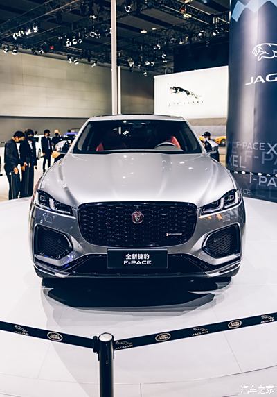 捷豹全新 f-pace 亞洲首秀. 帥氣十足.