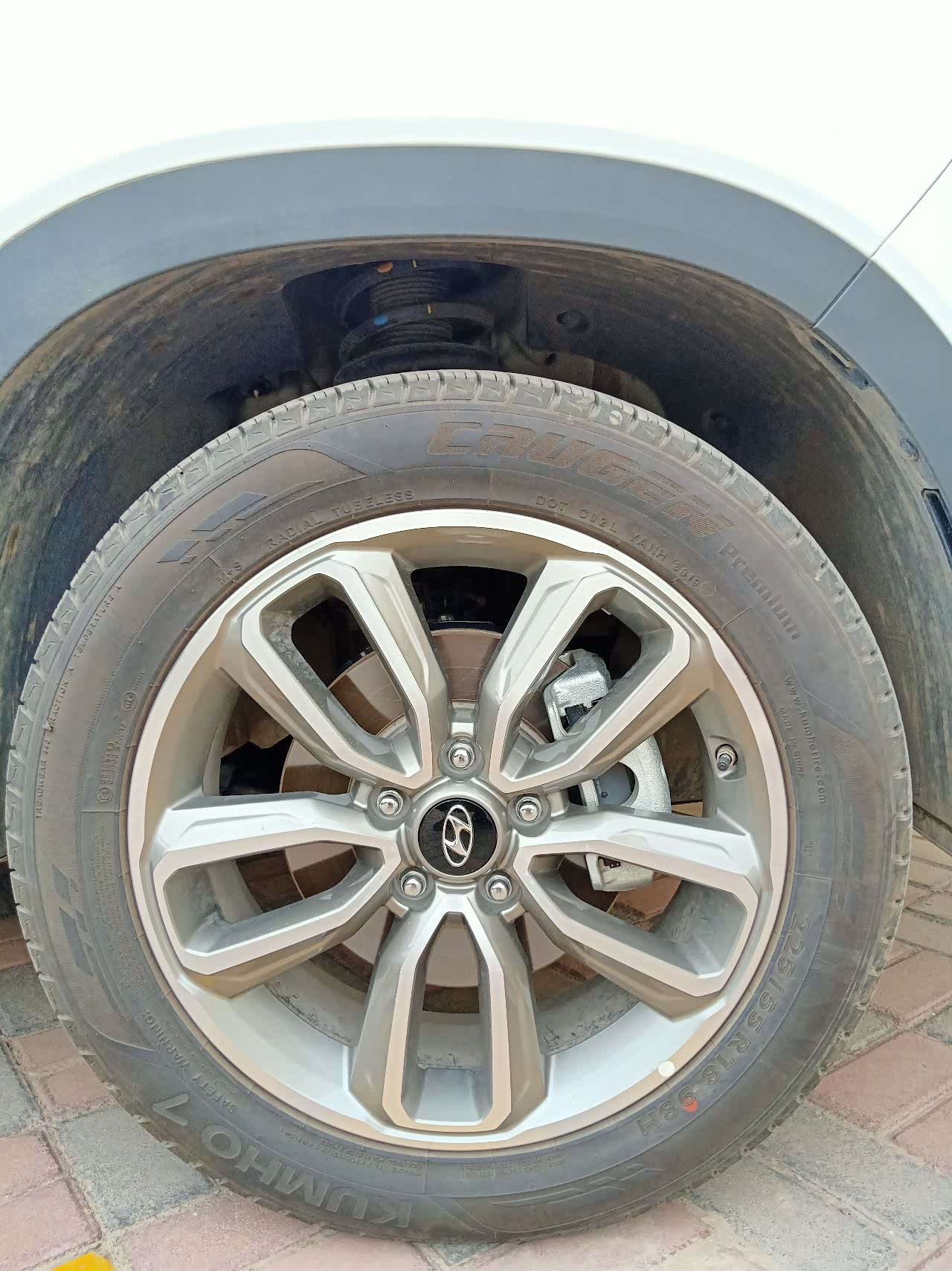 现代ix35豪放的大轮毂精致的外观是你喜欢的吗