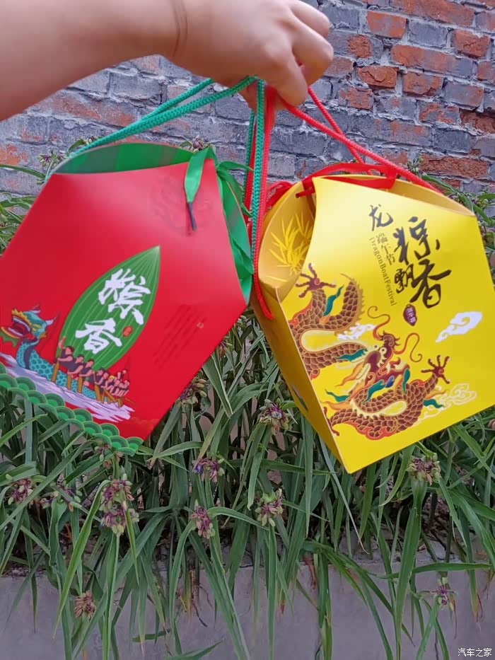 大白陪伴的时光里让节日变得更生动