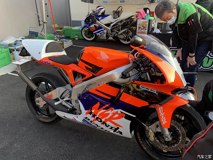 晒饭君的新伙伴nsr50继续晒饭且骑且珍惜