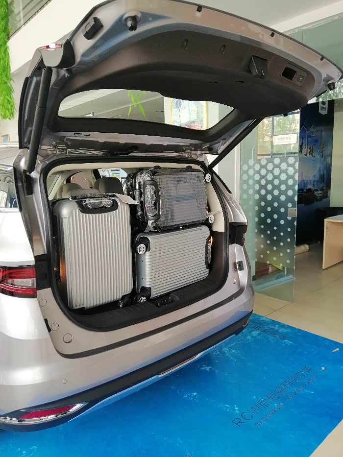 偶遇吉利嘉际赏车有感