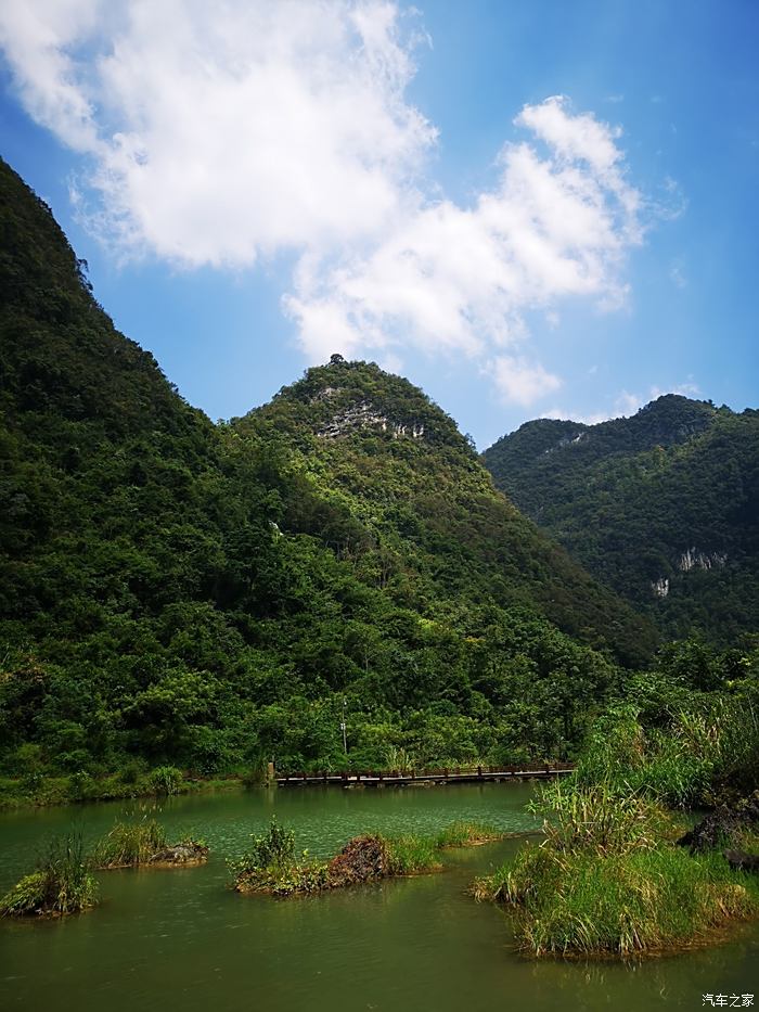 青山綠水藍天,隨處都是美景.