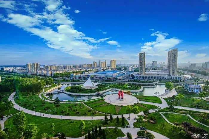 我的秀场第二趴荣城