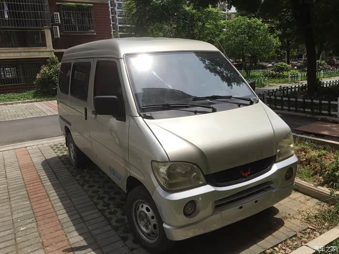 这爱我最最喜欢的五菱之光.