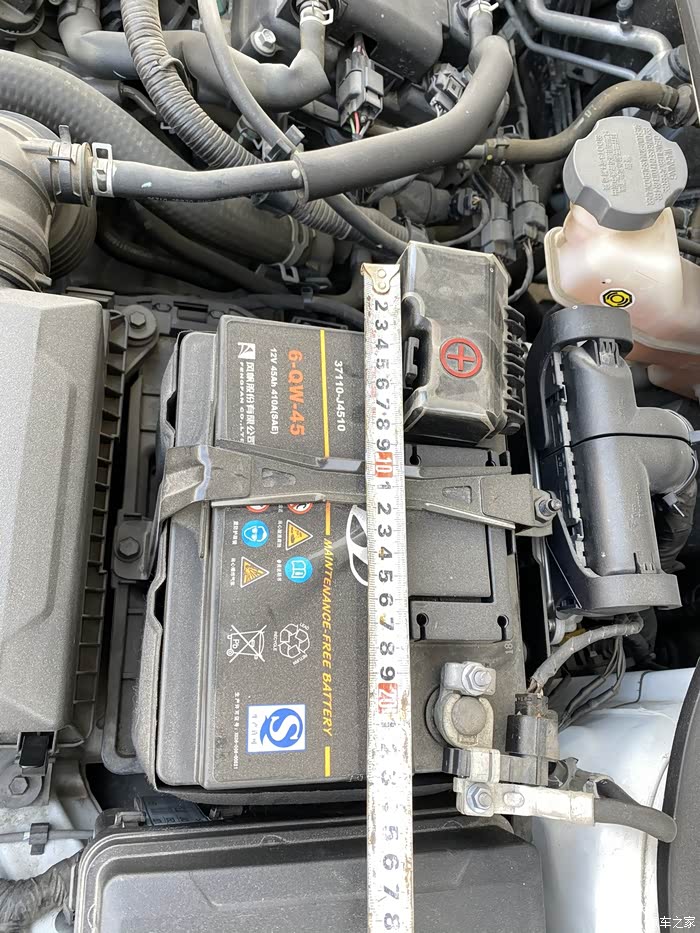 18款悦动电瓶是不是很烂!2年半就要换新!