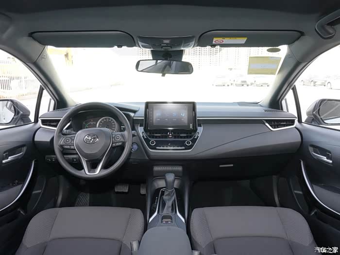 21款雷凌双擎领先18000公里用车感受及改装加装