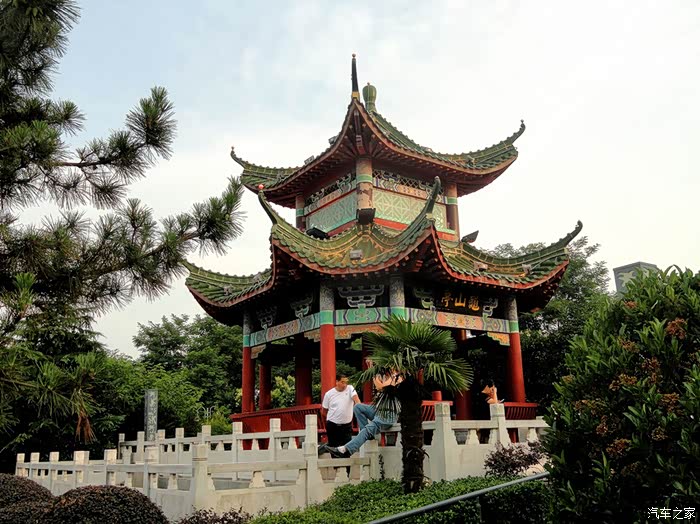 告别2021信阳龟山公园