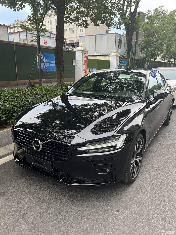 【图】22款s60 b5纯黑提车_沃尔沃s60论坛_汽车之家论坛
