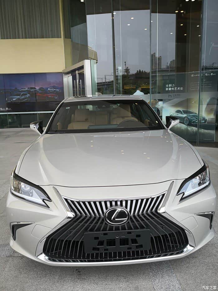 【图】e300车主想入300h行政 能选配全景天窗吗_雷克萨斯es论坛_汽车