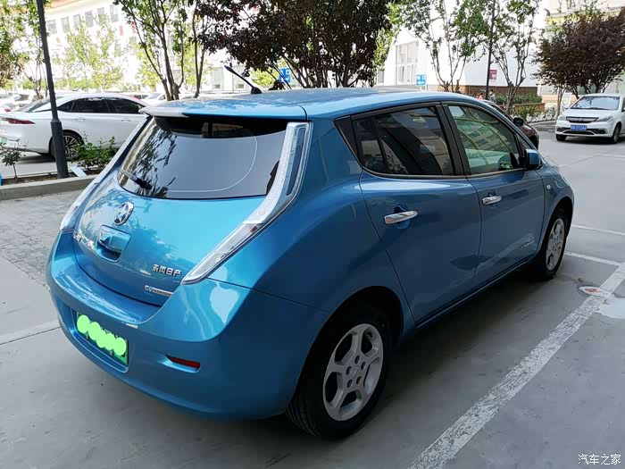 北京启辰晨风纯电e30日产聆风leaf