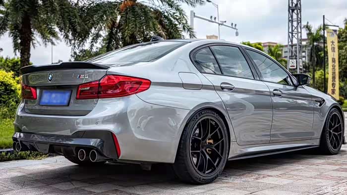 交作业宝马m5轮毂小改试水效果好到爆