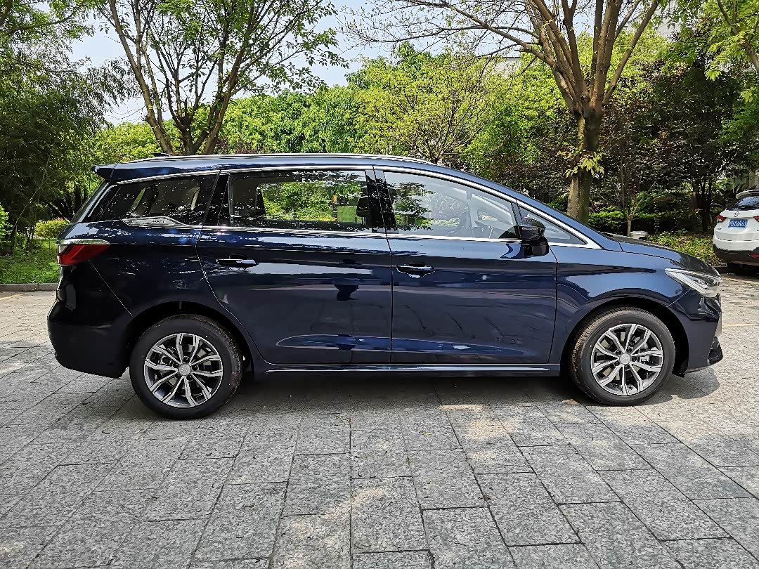 图 欢迎宋max墨石蓝成为我家新进的成员!