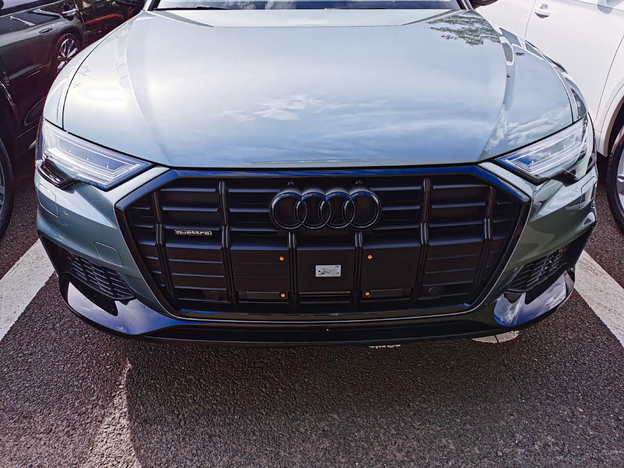 鳄鱼绿的a6 allroad很炫吧