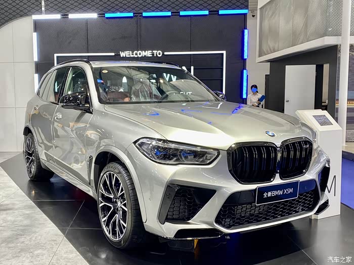 600匹马力的性能猛兽宝马x5m外观低调扮猪吃虎