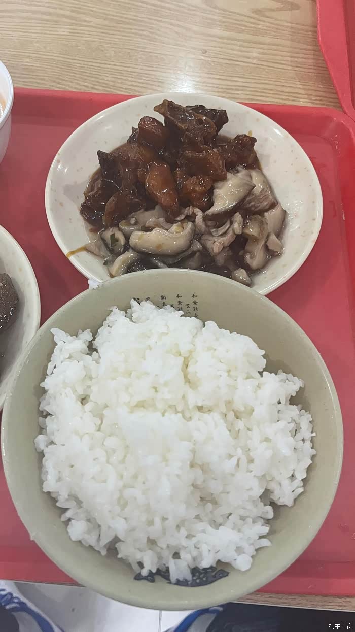 18元客饭吃起来