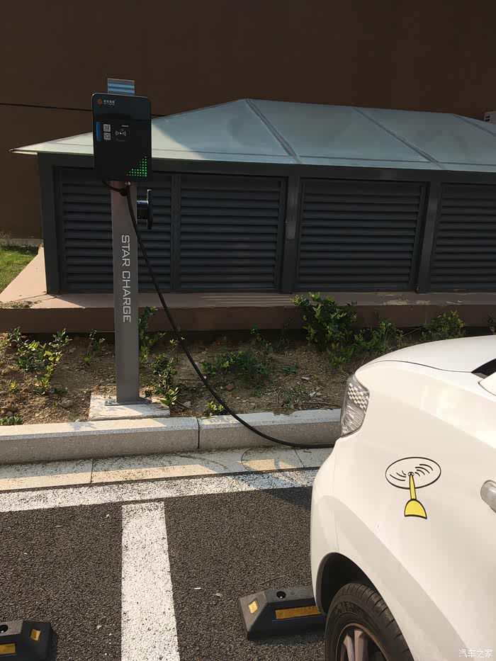 星星充电居然给小区免费安装充电桩的吗