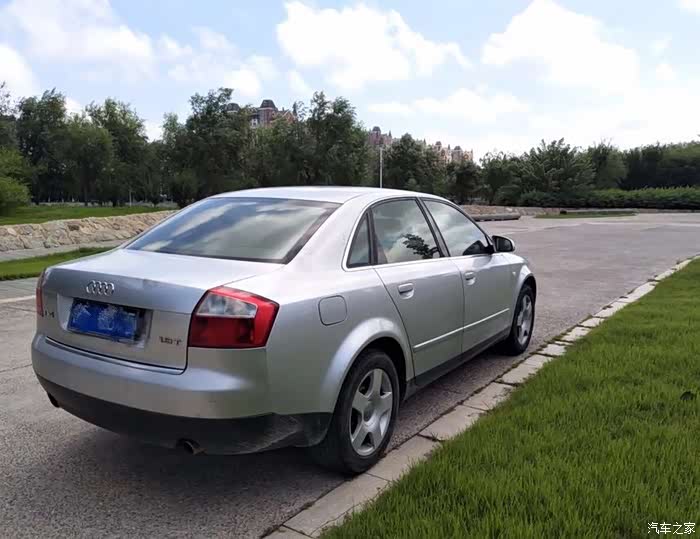 晒一晒朋友买的二手06年奥迪a4