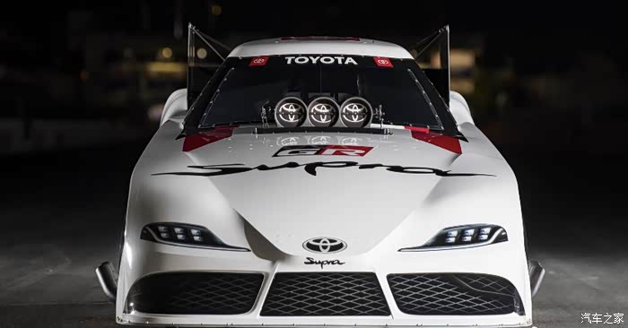 丰田supra直线加速赛车