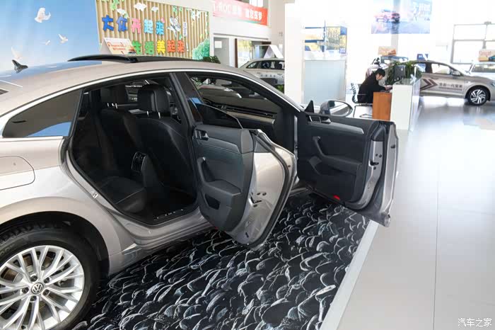 大众cc经典的无框车门设计,弱弱的问一句,这种车窗在北方冬季洗完车后