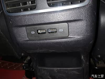 19款广汽传祺gs4后排usb插口怎么拆