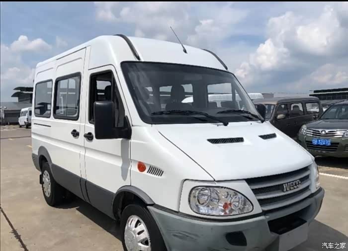 出自用依维柯宝迪