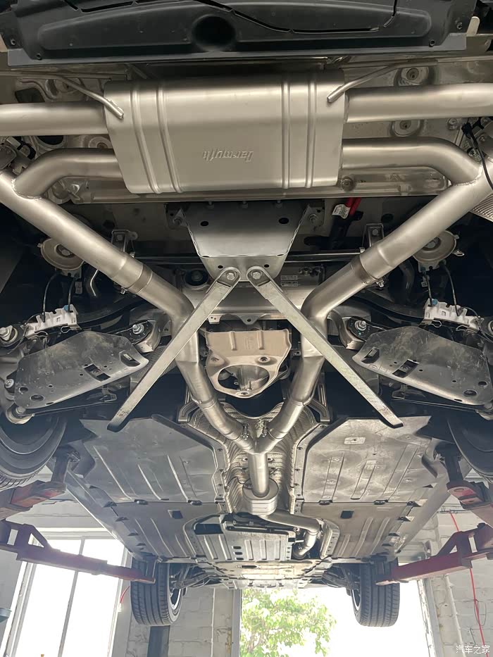 宝马x6排气升级作业记录外观沉稳内心狂热