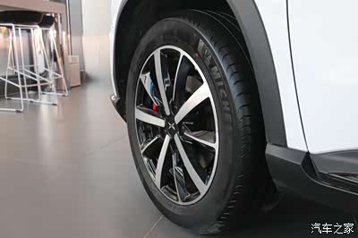 满分10分,我给小鹏g3八分,两分扣在这里