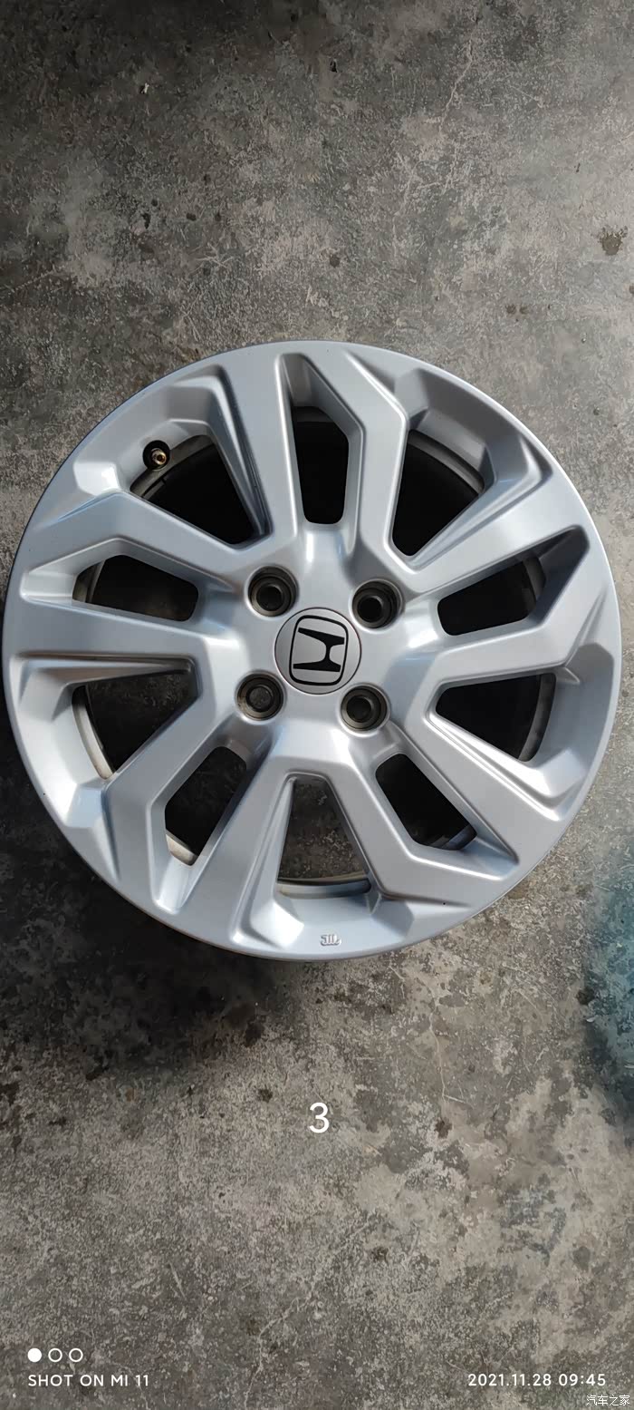 出2018款飞度原厂轮毂