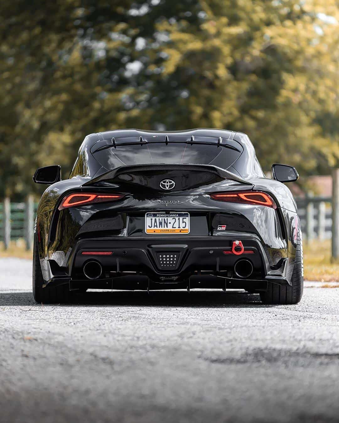 toyotasupraa90改装车好像比z4好