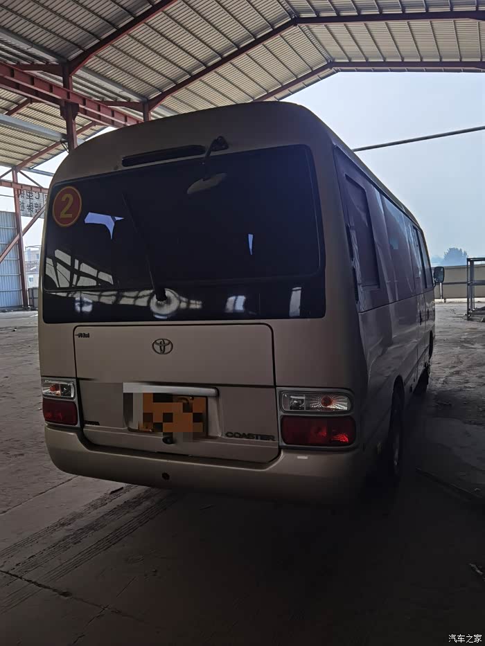 出售18座客车蓝牌8成新