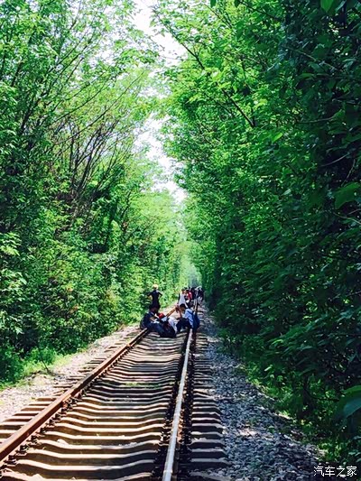 打卡南京网红景点--爱情隧道