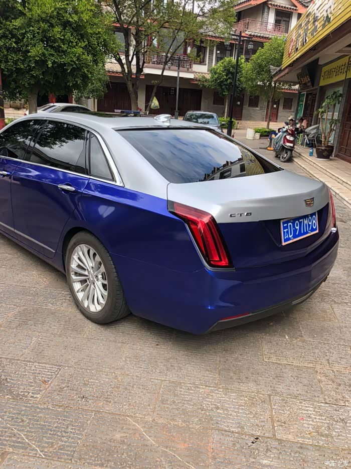 ct6改双拼色超亮金属蓝梅加电光金属银色完工