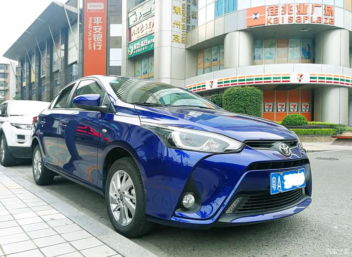 致青春享自由蓝色致享随拍