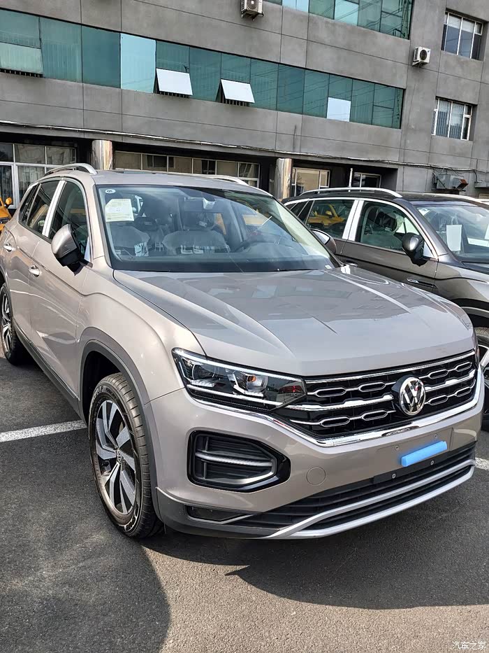 这颜色的确好看,但是大众说近期没有排产计划