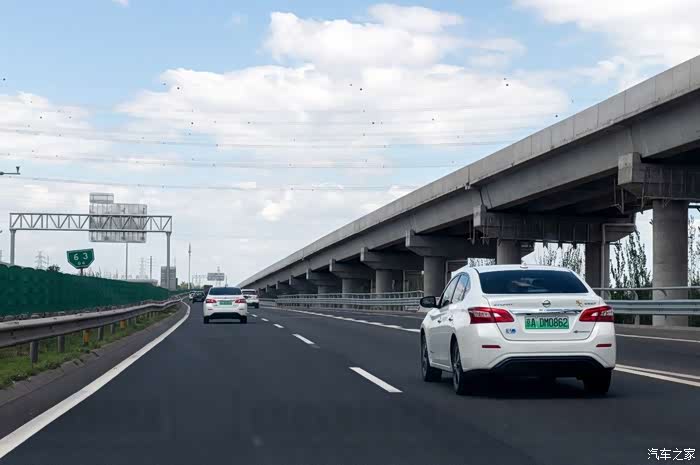 周末逃离北京,驾驶轩逸·纯电体验一番异域风